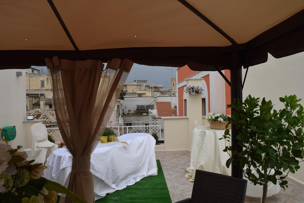 Domus Al Corso Con Servizio B&B Canosa di Puglia Habitación foto