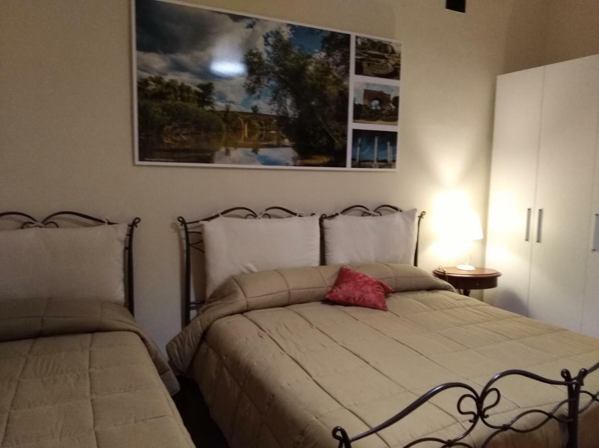 Domus Al Corso Con Servizio B&B Canosa di Puglia Exterior foto