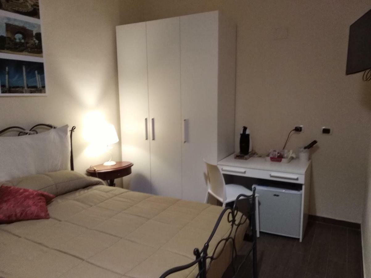 Domus Al Corso Con Servizio B&B Canosa di Puglia Exterior foto